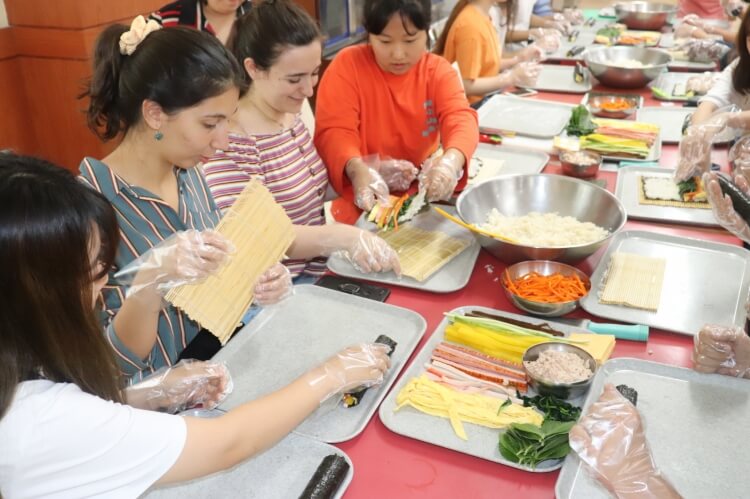 Hoạt động học bổng du học Hàn Quốc KGIP
