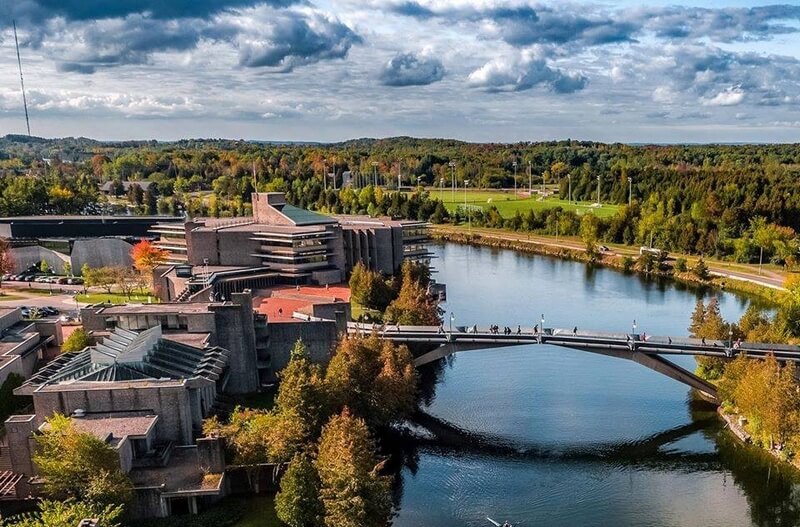 ĐẠI HỌC TRENT UNIVERSITY - CANADA